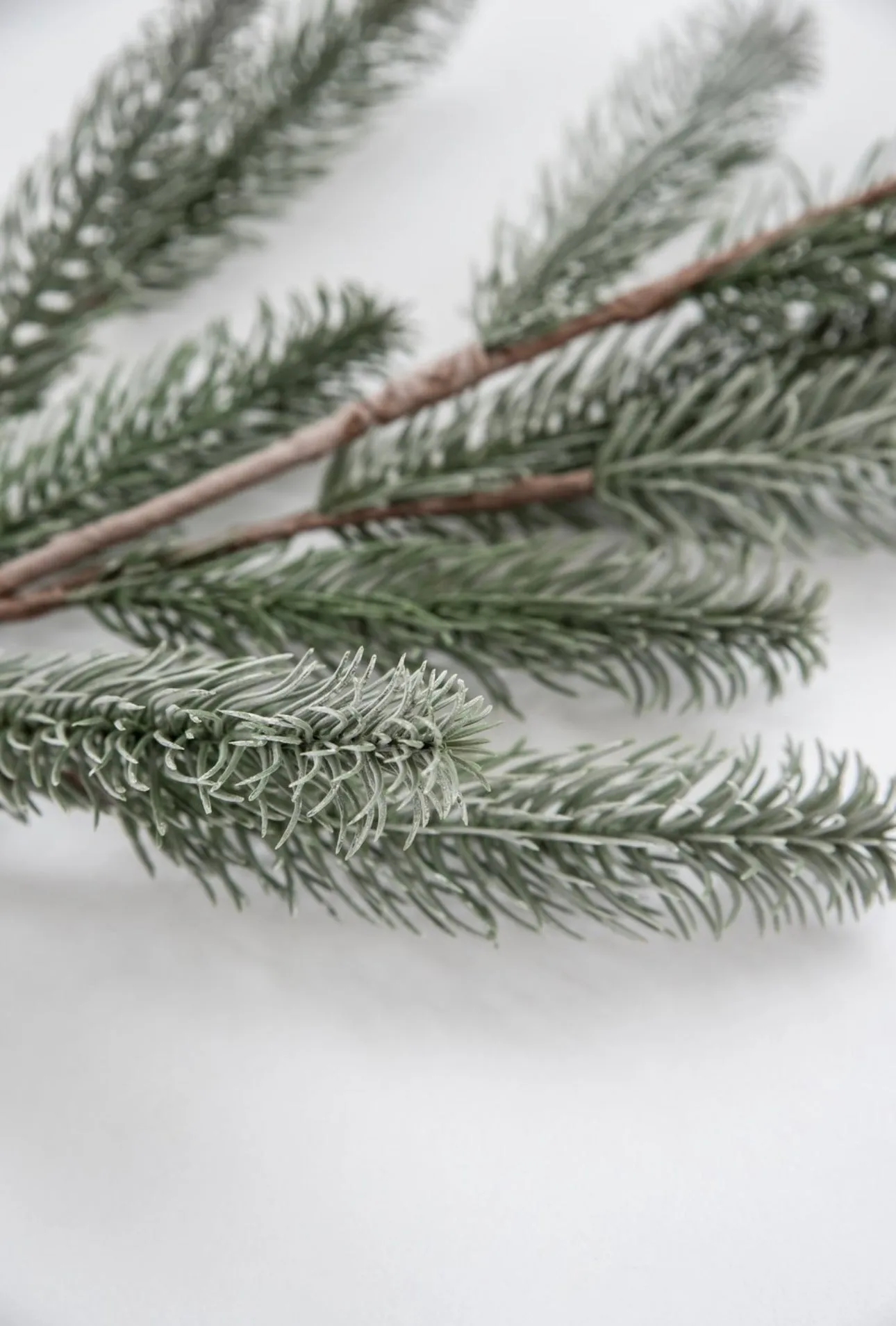 Artificial, Snowy pine spray