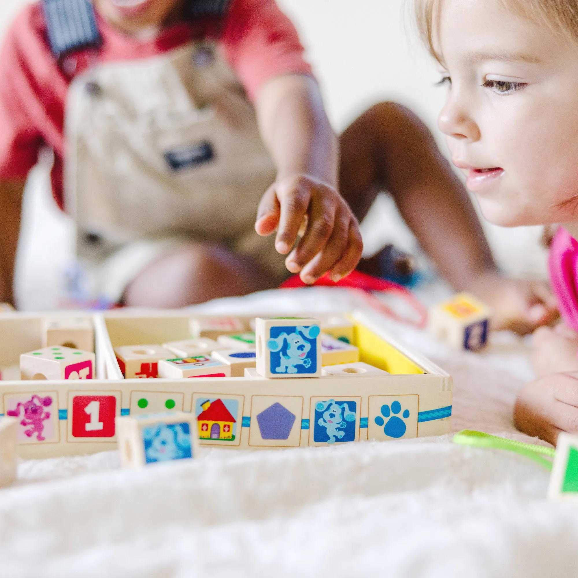 Blue's Clues & You Wooden Lacing Beads