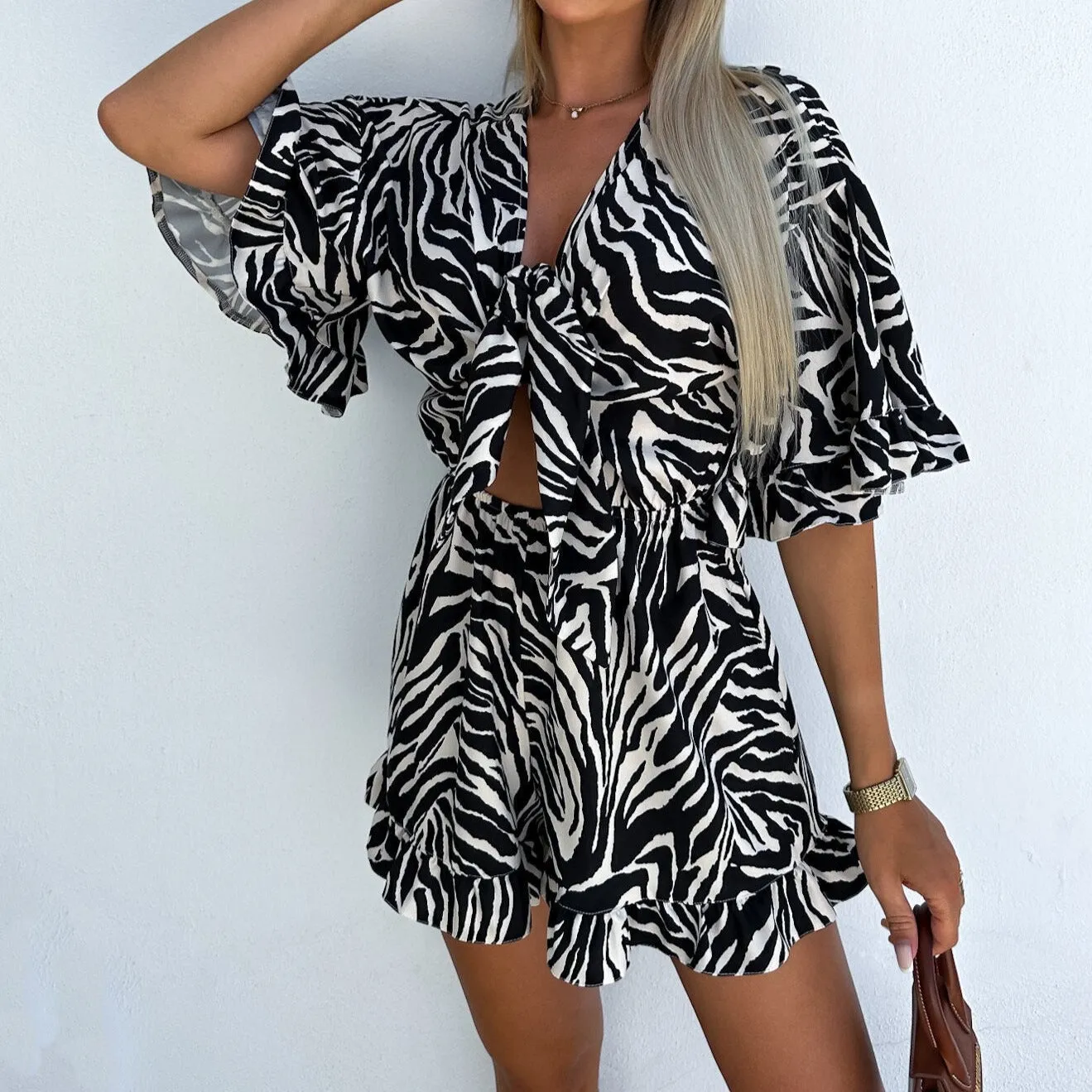 Casual V Neck Stripe Print Jumpsuit Office Lady Spring Summer Short Wide Leg Jumpsuits For Women White One Piece Rompers