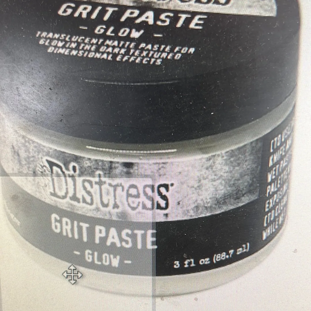 Distress grit paste glow by Ranger & Tim Holtz