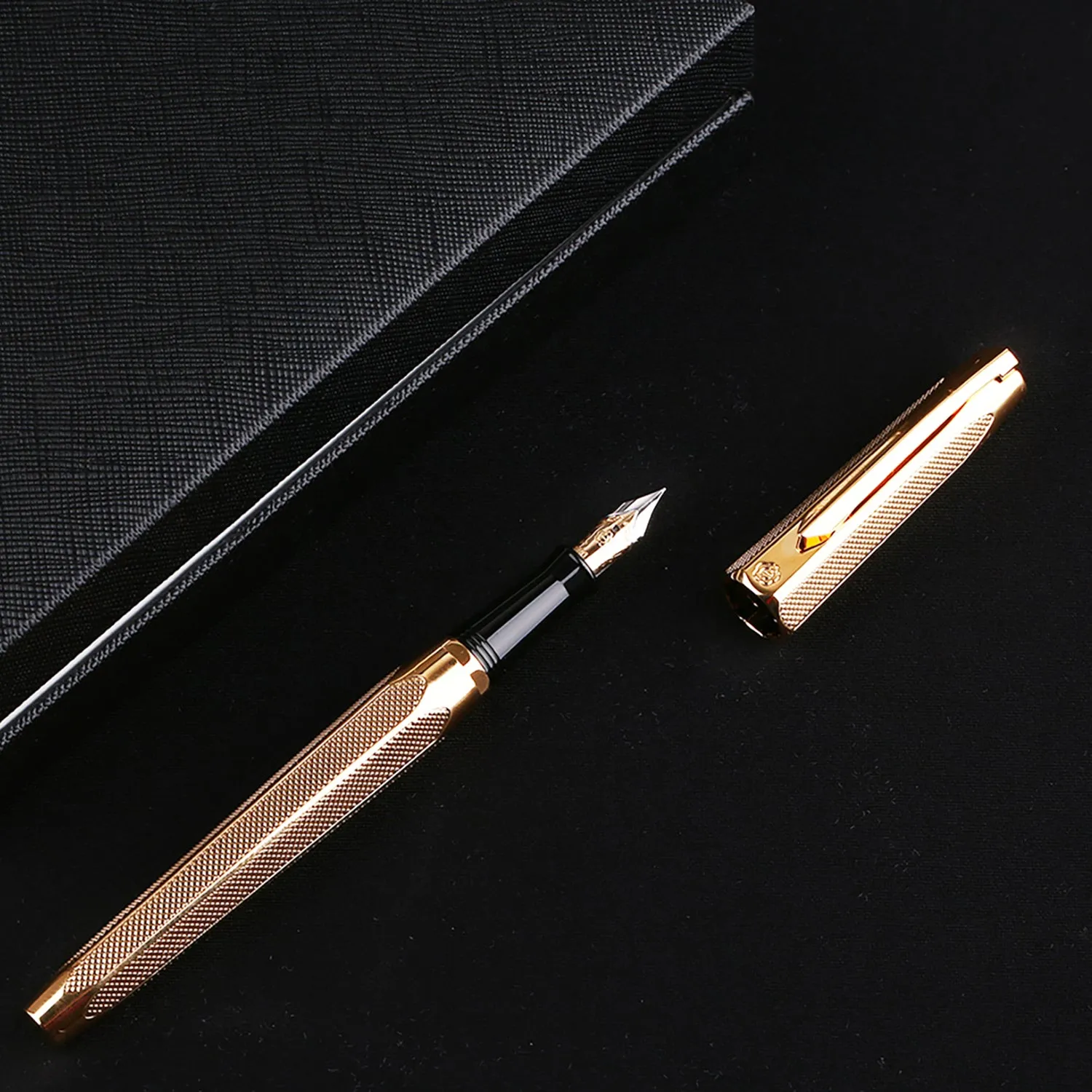 Posh 14K Gold Nib Collector’s Fountain Pen for Office & Home