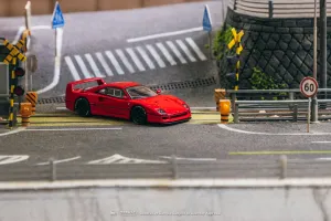 Tarmac Works 1/64 Ferrari F40 Lightweight Red  - ROAD64